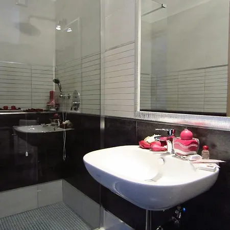 Panzió Sleep And Fly Rome Airport 4*