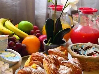 Panzió Sleep And Fly Rome Airport 4*